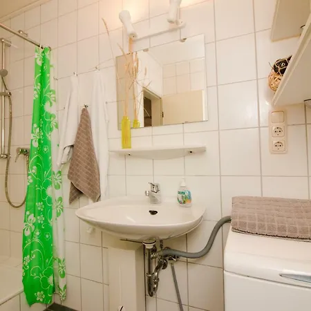 Wangeroogeweg 43 *